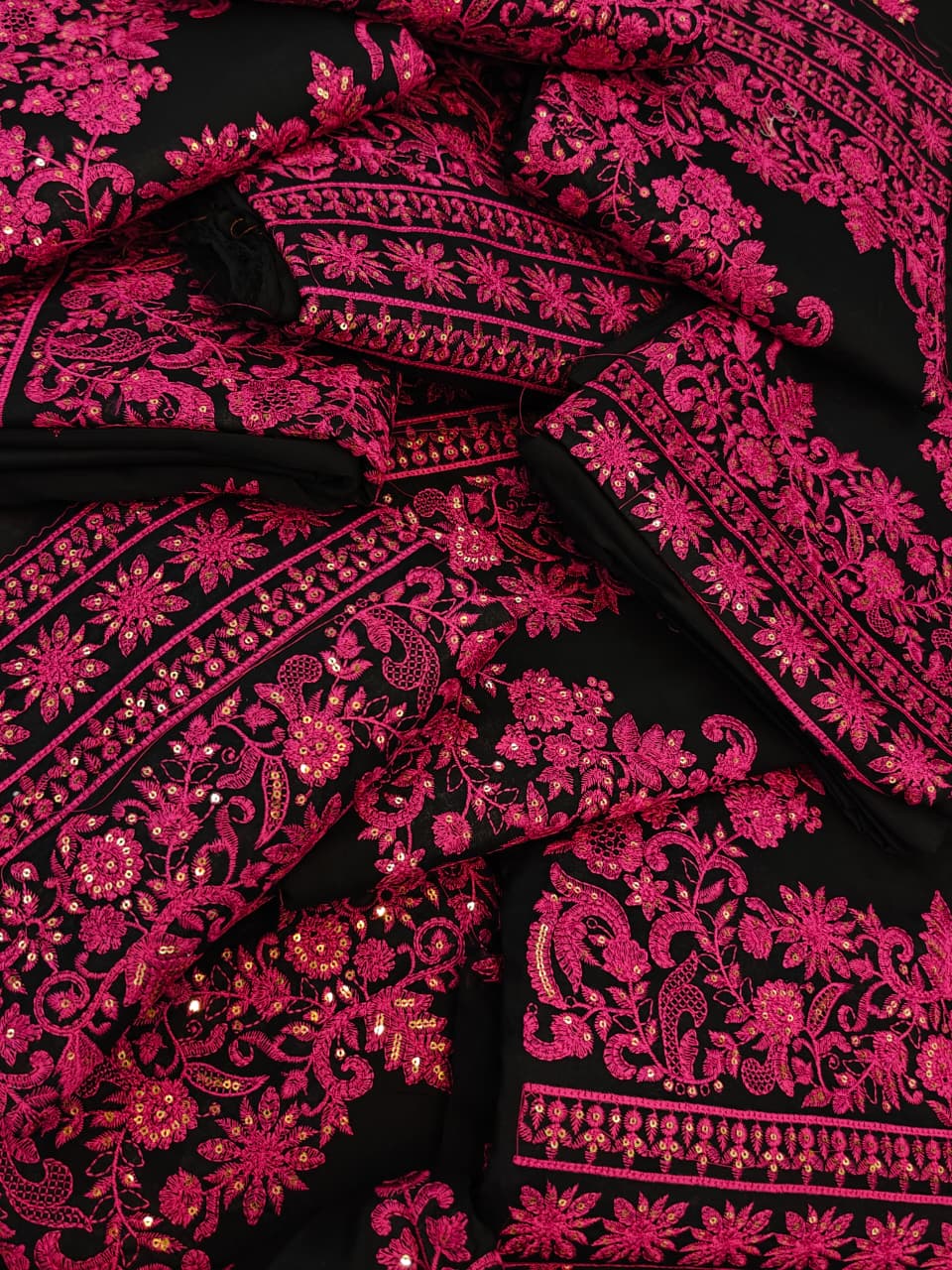 Brand: * Bareeze* Fabric: * Lawn * Status: Emb