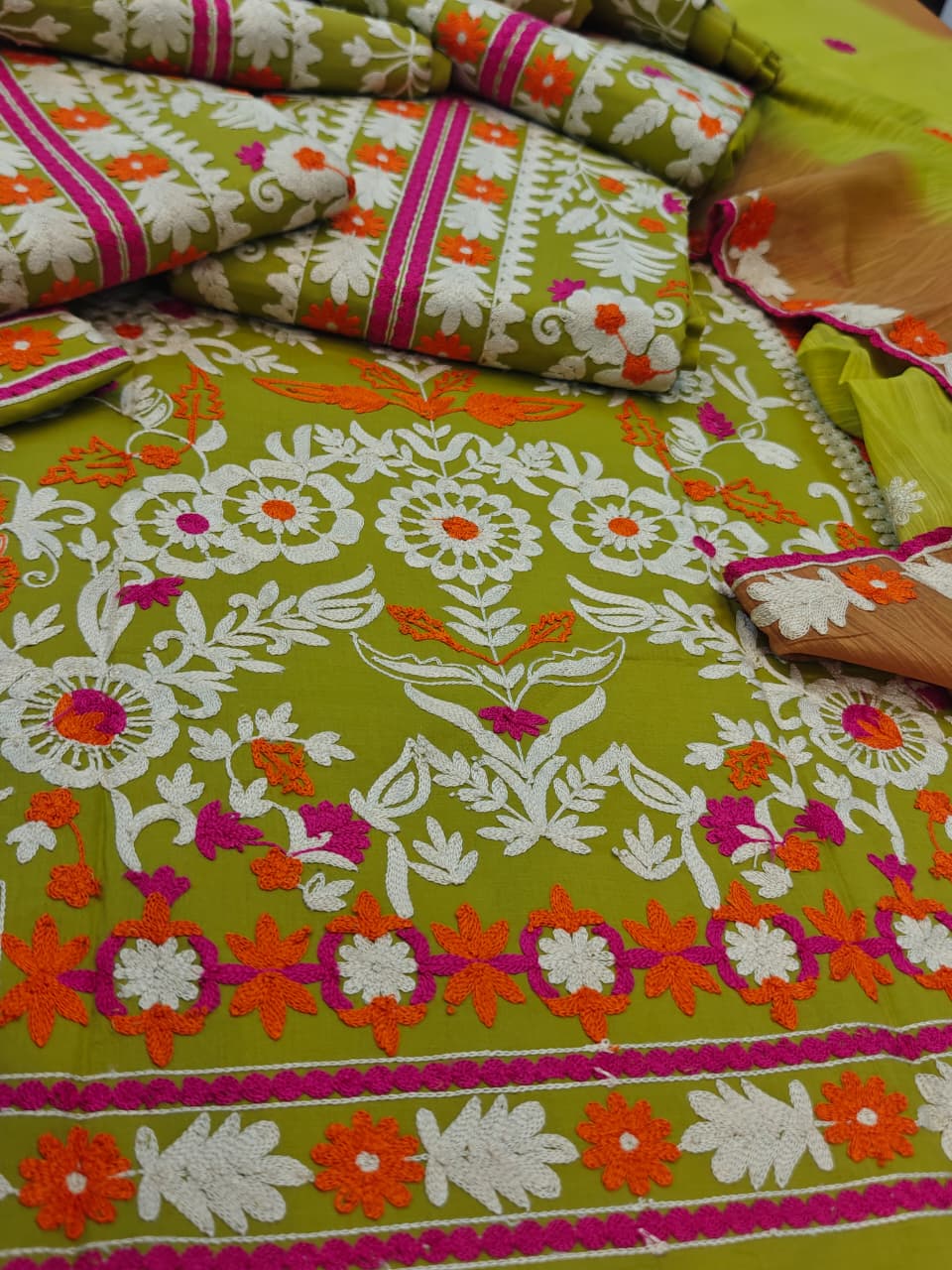 Brand: * Tawakal* Fabric: * Lawn * Status: Emb