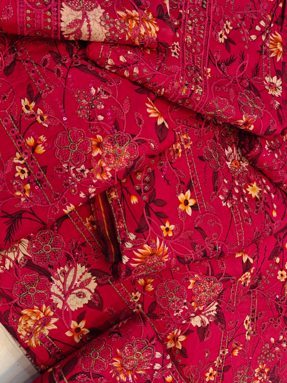 Brand: * Sobia nazir* Fabric: * Lawn * Status: Emb Summer Collection 2026